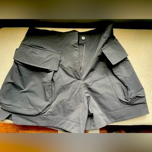 Lululemon Relaxed Fit Super High Rise Cargo Short